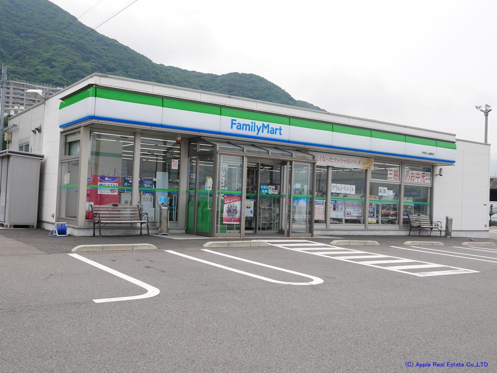 コンビニ　【ファミリーマート門司片上海岸店】（コンビニ）まで1083m