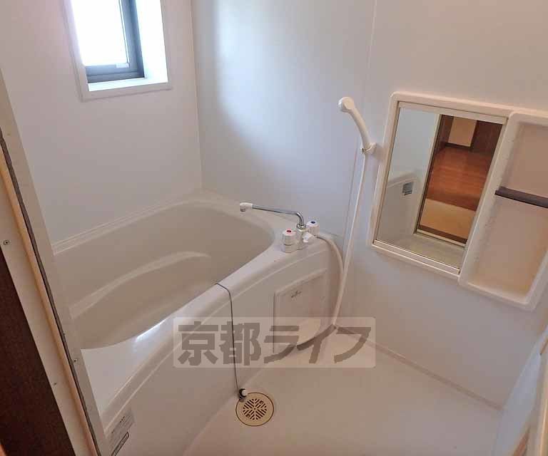 バス・シャワールーム　一日の疲れを癒すバスルーム