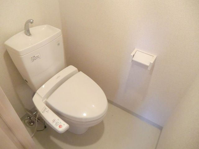トイレ　★トイレ（ウォシュレット付）★