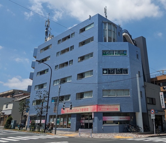 建物外観　外観タイル貼