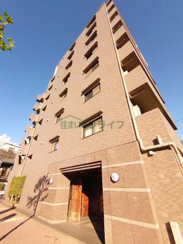 建物外観　リライフ下北沢店