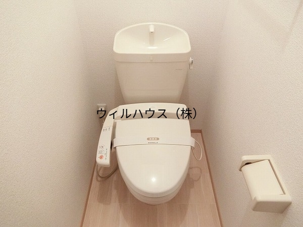 トイレ　ウォシュレット！