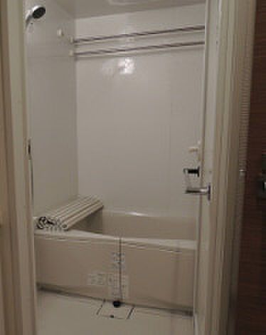 バス・シャワールーム　写真は同タイプ住居です。
