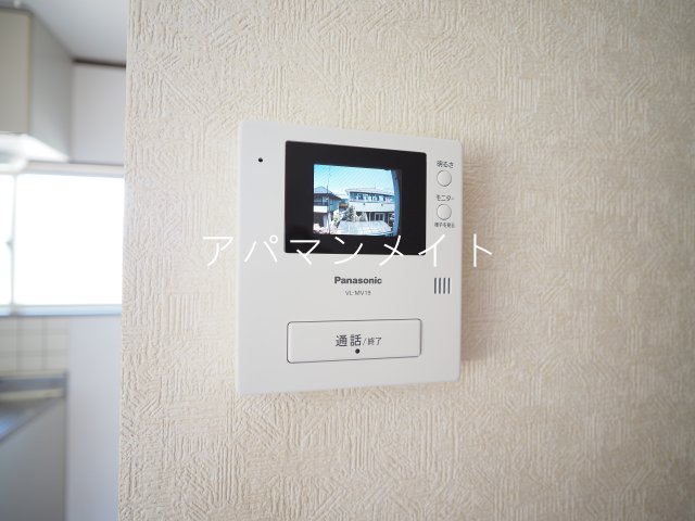 セキュリティ　TVモニターインターホン付きです