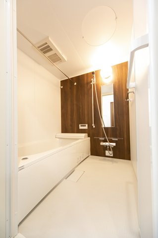 バス・シャワールーム　※写真は同タイプ住戸です。