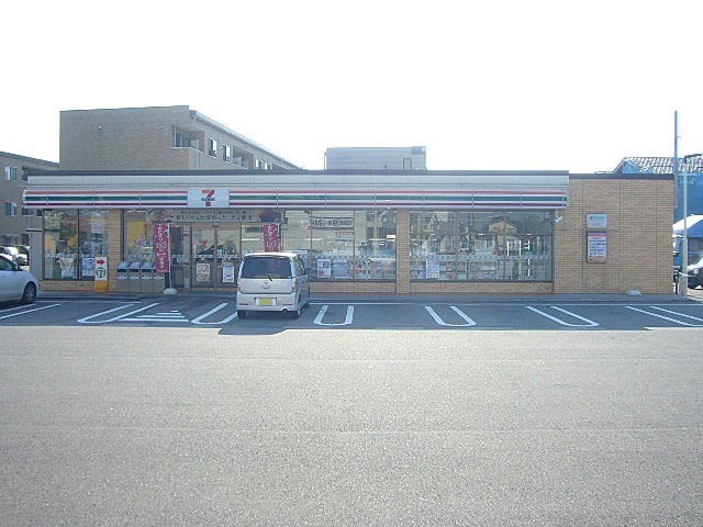 コンビニ　セブンイレブン富山上飯野店（コンビニ）まで850m