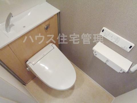 トイレ　シャワー付トイレ