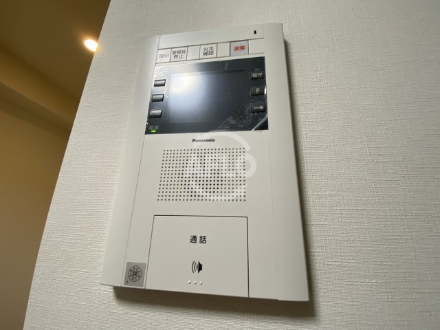 セキュリティ　TLRレジデンス本町WEST　TV付モニターフォン
