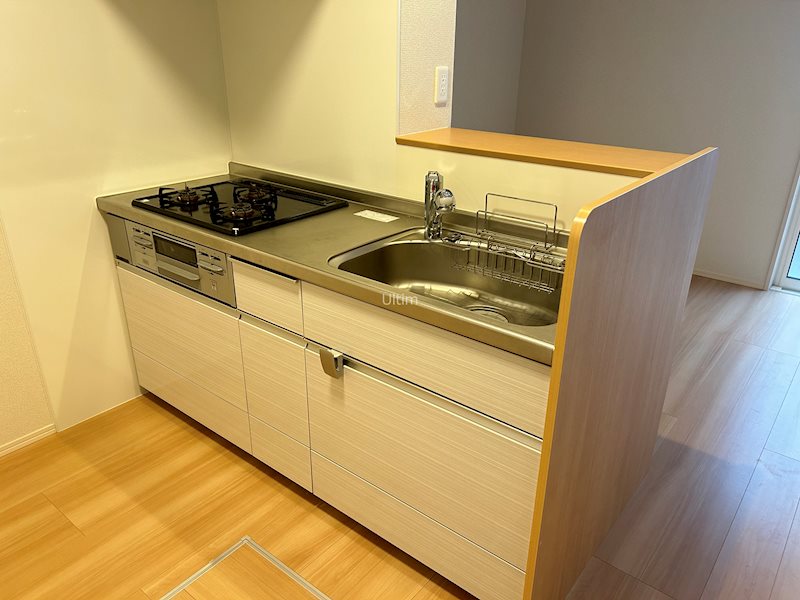 キッチン　※同タイプの他のお部屋です