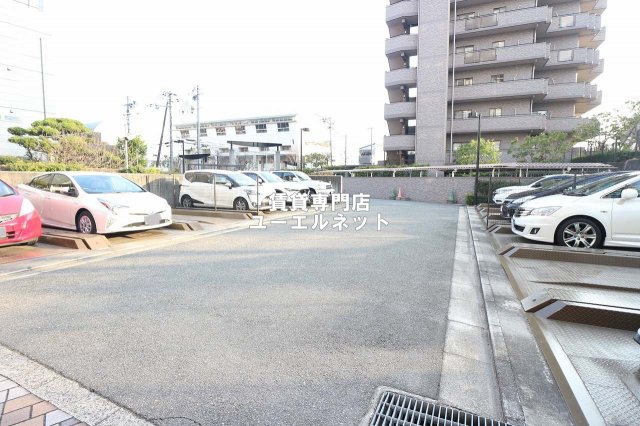 駐車場　敷地内駐車場あり◎