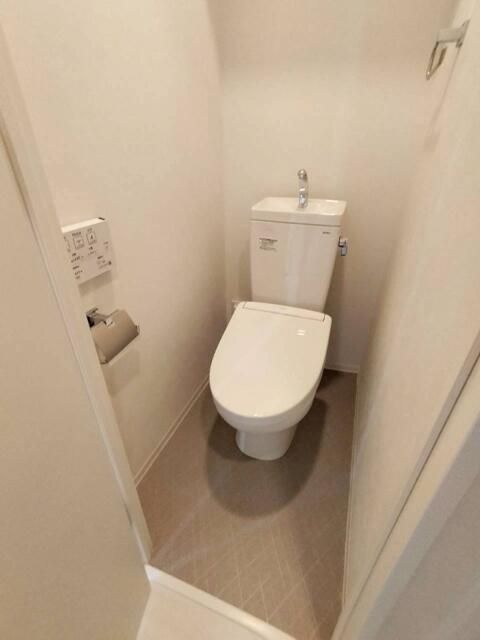 トイレ　落ち着いたトイレです