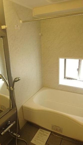 バス・シャワールーム　★仲介手数料は賃料の半額＋税★