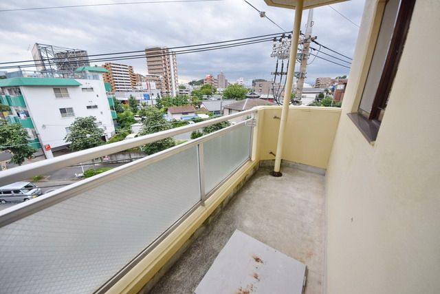 バルコニー　☆天気のよい日はお洗濯しましょう☆