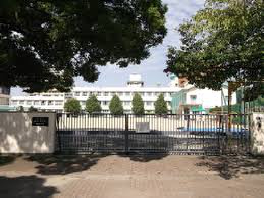 小学校　松原小学校（小学校）まで550m