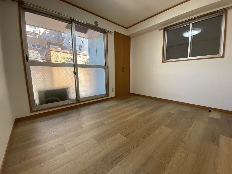 その他部屋・スペース　側面にも窓があります