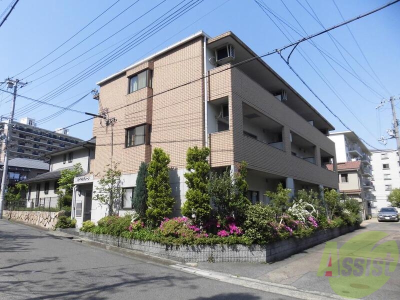 建物外観　東灘区西岡本「ロイヤルグリーン」