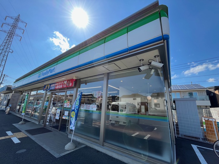 コンビニ　ファミリーマート入間扇町屋店（コンビニ）まで600m