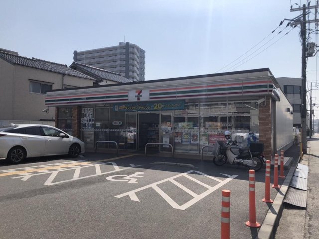 コンビニ　セブン－イレブン　姫路船丘町店（コンビニ）まで432m