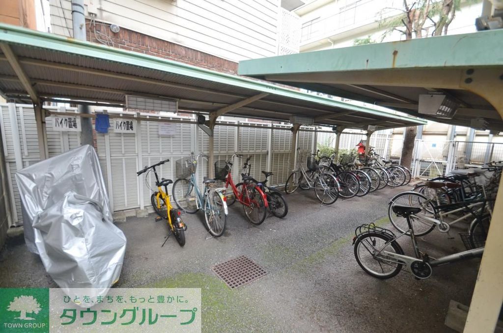 駐車場　駐車場