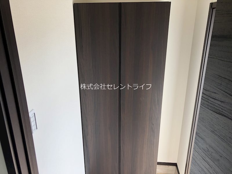 収納　シューズボックス