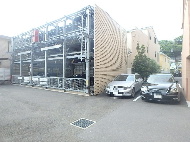 駐車場　駐車場（有料・要空き確認）