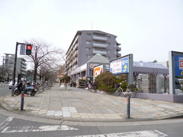 スーパー　オーケー本牧店（スーパー）まで240m
