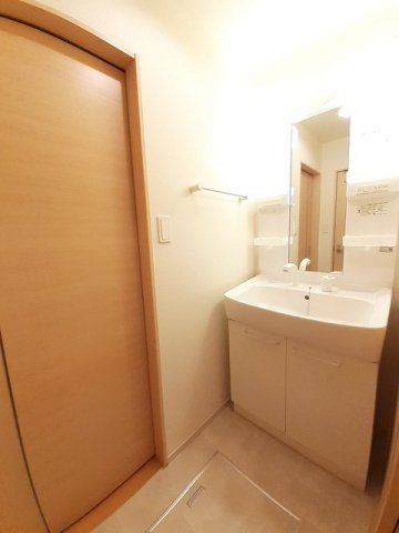 洗面設備　忙しい朝には欠かせない洗面所です