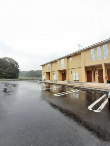 駐車場　駐車スペースもあります