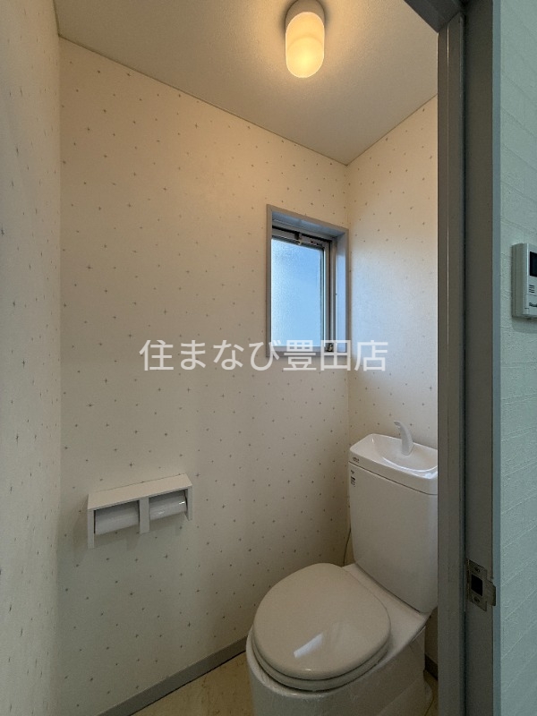 トイレ　同型タイプ