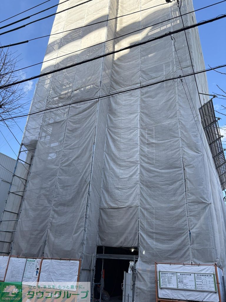建物外観　駐車場