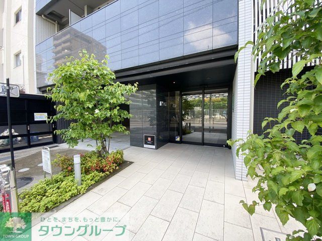 エントランス　エントランス