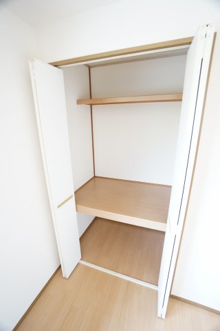 収納　※同物件、同タイプの写真になります。