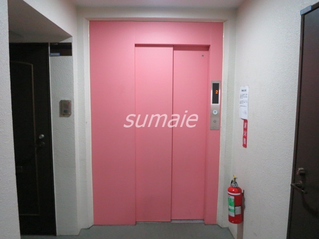 その他共有部分　エレベーター完備です☆