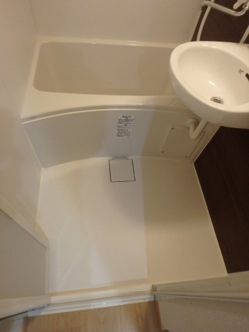 バス・シャワールーム　バス・トイレ別です