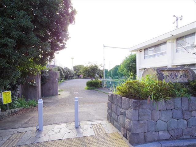 公園　堀合児童公園（公園）まで781m