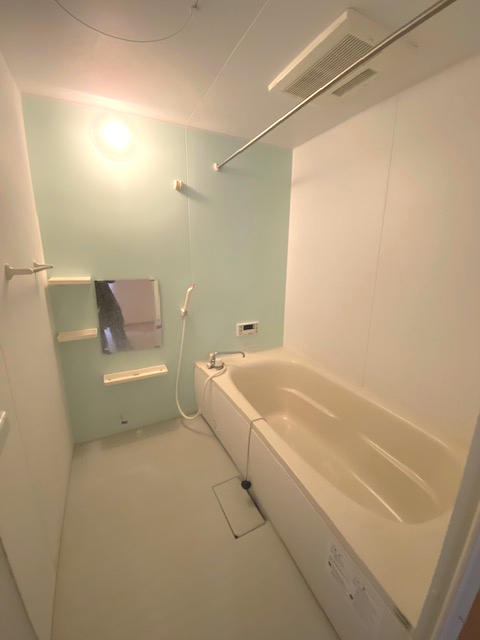 バス・シャワールーム　※入居中の為、同タイプ別のお部屋の写真となります。