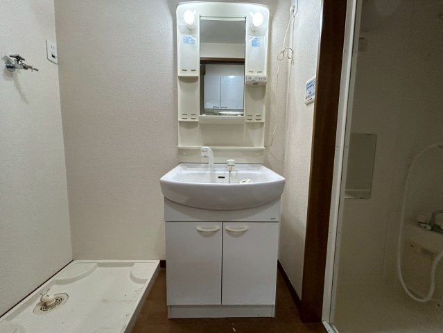 洗面設備　アンプルール リーブル ロイヤル