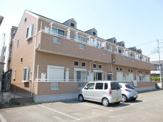 建物外観　★急行停車で便利な京王線つつじヶ丘駅徒歩１０分・買い物・生…