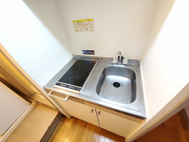 レオパレスツインズ加島壱番館のキッチン写真