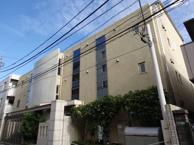 建物外観　★物件現地や最寄駅等でのお待ち合わせでご案内が可能です★