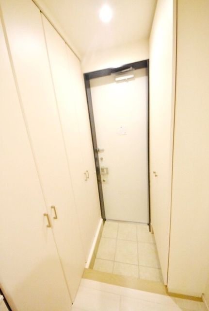 玄関　同物件別部屋参考