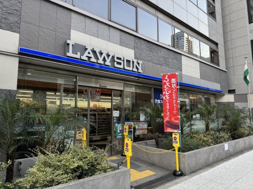 コンビニ　ローソン 久太郎町一丁目店（コンビニ）まで176m