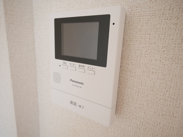 セキュリティ　★顔の見えるモニタ付インターホンで防犯面も安心です★