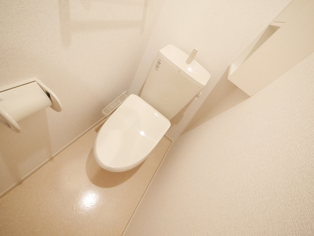 トイレ　★うれしい温水洗浄便座のトイレです★