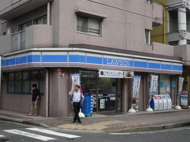 コンビニ　ローソン（コンビニ）まで320m