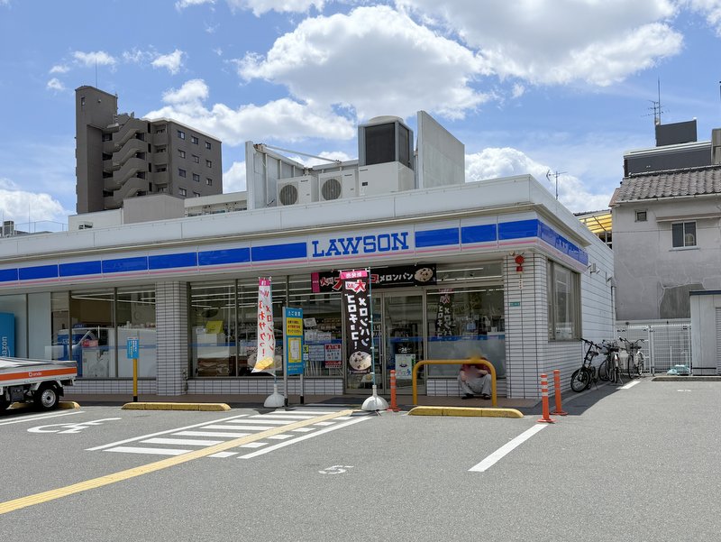 コンビニ　ローソン 都島中通三丁目店（コンビニ）まで498m