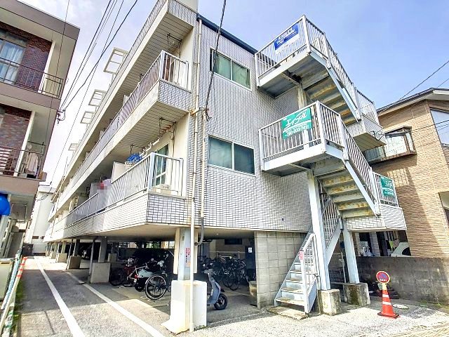 建物外観　2025年5月撮影