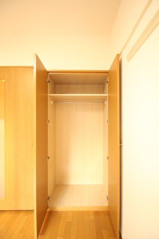 収納　（別タイプ参考写真）ステージファースト大塚　　豊島区巣鴨4