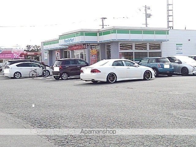 コンビニ　ファミリーマート西牟田谷川店（コンビニ）まで820m