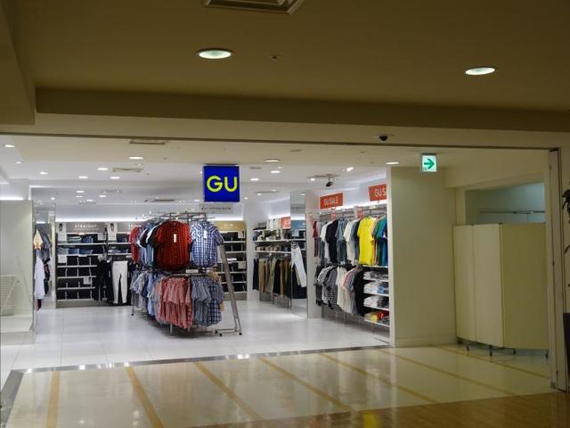 ショッピングセンター　ジーユー京阪シティモール店（ショッピングセンター）まで815m